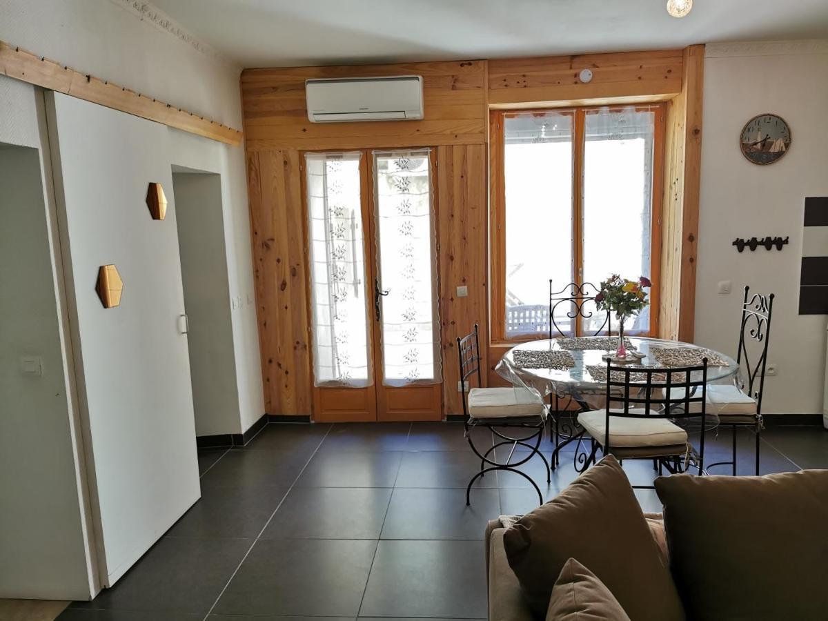 Ferienwohnung Les Oliviers, Avec Terrasse Beaucaire  Exterior foto